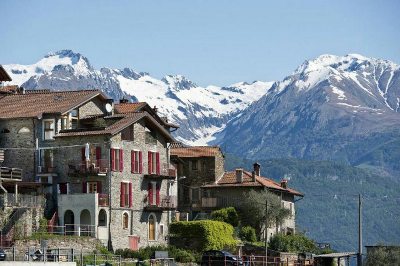 Belmonte Terrazzo Apartment Pianello Del Lario Bagian luar foto